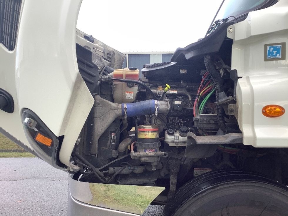 Day Cab Tractor-Heavy Duty Tractors-Freightliner-2019-Cascadia 11342ST-Lacey-WA-343,973\n\t\tmiles-$ 33,500 - Image 16