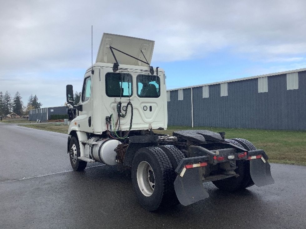 Day Cab Tractor-Heavy Duty Tractors-Freightliner-2019-Cascadia 11342ST-Lacey-WA-343,973\n\t\tmiles-$ 33,500 - Image 5