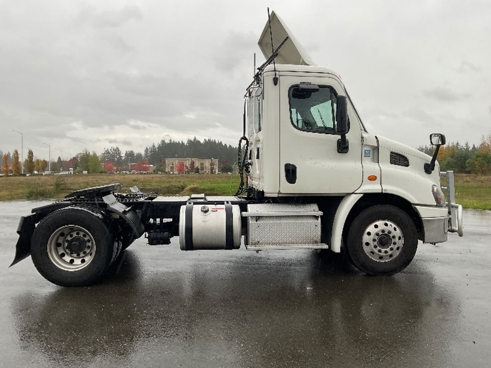Day Cab Tractor-Heavy Duty Tractors-Freightliner-2019-Cascadia 11342ST-Lacey-WA-356,887\n\t\tmiles-$ 32,750 - Image 8