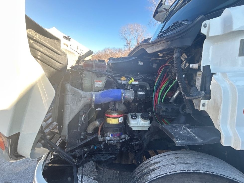 Day Cab Tractor-Heavy Duty Tractors-Freightliner-2019-Cascadia 11342ST-Memphis-TN-584,969\n\t\tmiles-$ 22,000 - Image 16