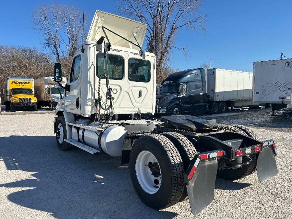 Day Cab Tractor-Heavy Duty Tractors-Freightliner-2019-Cascadia 11342ST-Memphis-TN-584,969\n\t\tmiles-$ 22,000 - Image 5