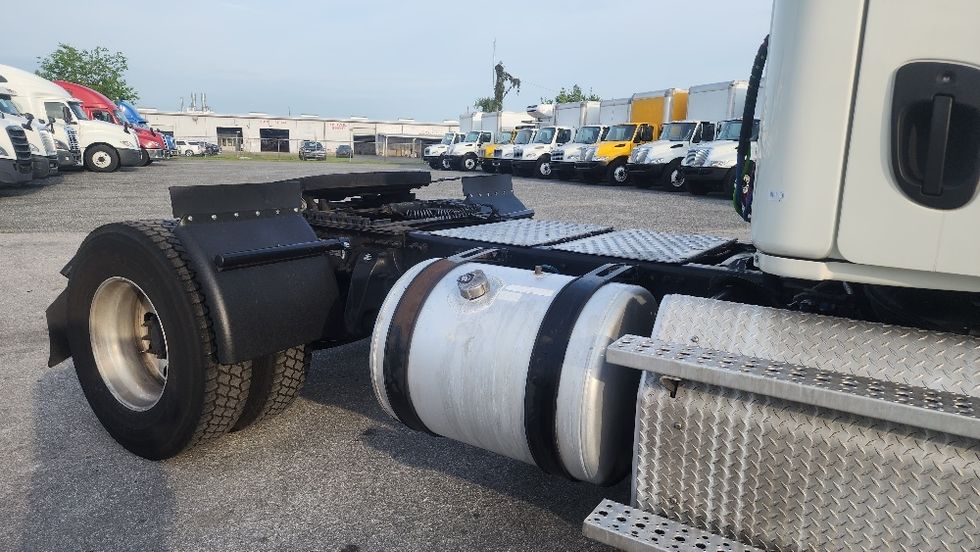 Day Cab Tractor-Heavy Duty Tractors-Freightliner-2019-Cascadia 11342ST-Ocala-FL-708,061\n\t\tmiles-$ 22,000 - Image 18