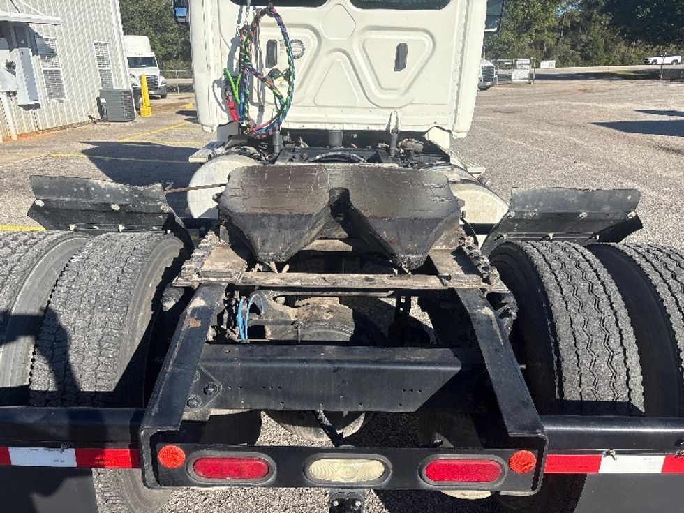 Day Cab Tractor-Heavy Duty Tractors-Freightliner-2019-Cascadia 11342ST-Pensacola-FL-324,795\n\t\tmiles-$ 24,500 - Image 6