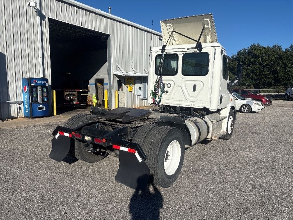 Day Cab Tractor-Heavy Duty Tractors-Freightliner-2019-Cascadia 11342ST-Pensacola-FL-324,795\n\t\tmiles-$ 24,500 - Image 7