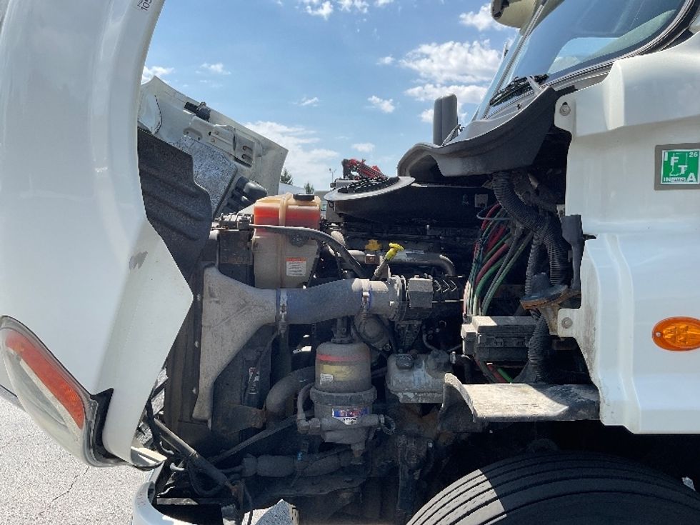 Day Cab Tractor-Heavy Duty Tractors-Freightliner-2019-Cascadia 11342ST-Perrysburg-OH-511,612\n\t\tmiles-$ 20,500 - Image 16