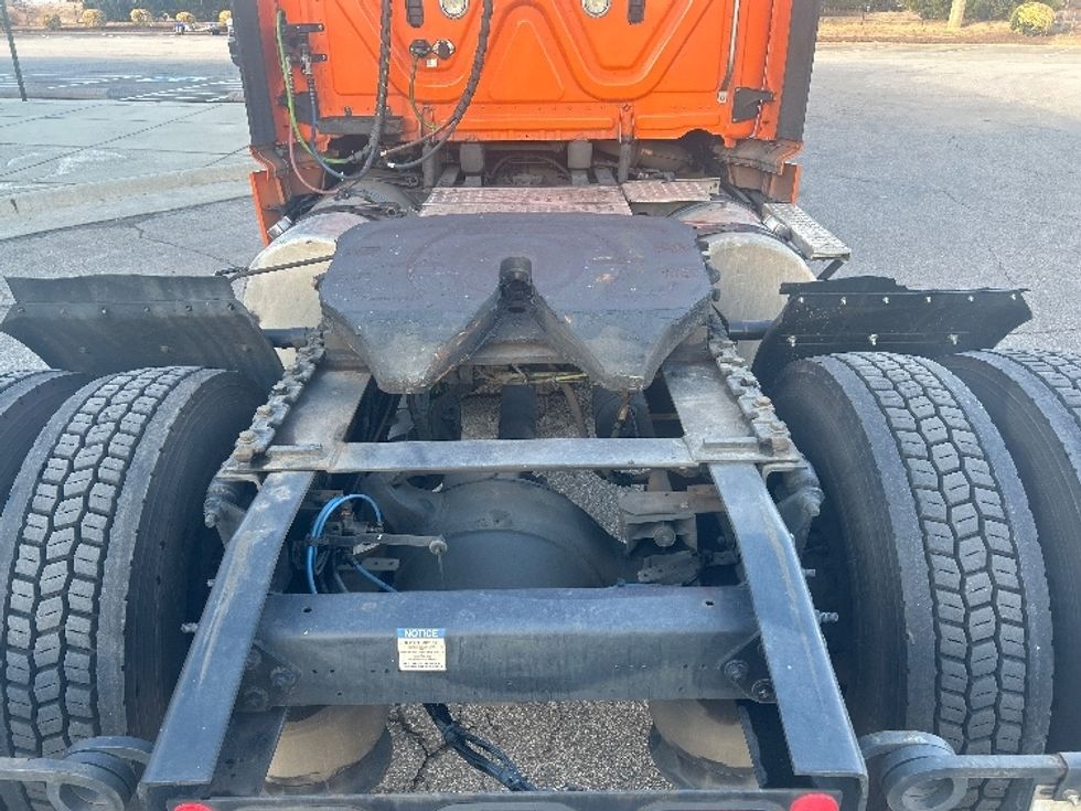 Day Cab Tractor-Heavy Duty Tractors-Freightliner-2019-Cascadia 11342ST-Prince George-VA-768,062\n\t\tmiles-$ 20,000 - Image 6