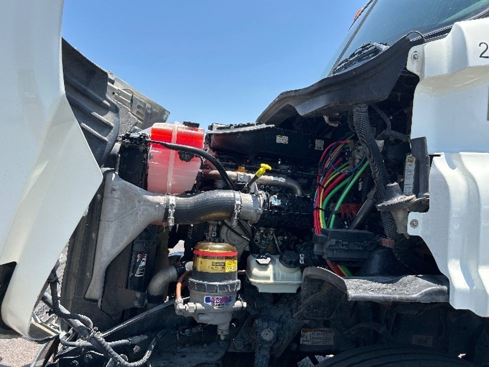 Day Cab Tractor-Heavy Duty Tractors-Freightliner-2019-Cascadia 11342ST-San Antonio-TX-375,537\n\t\tmiles-$ 34,750 - Image 16