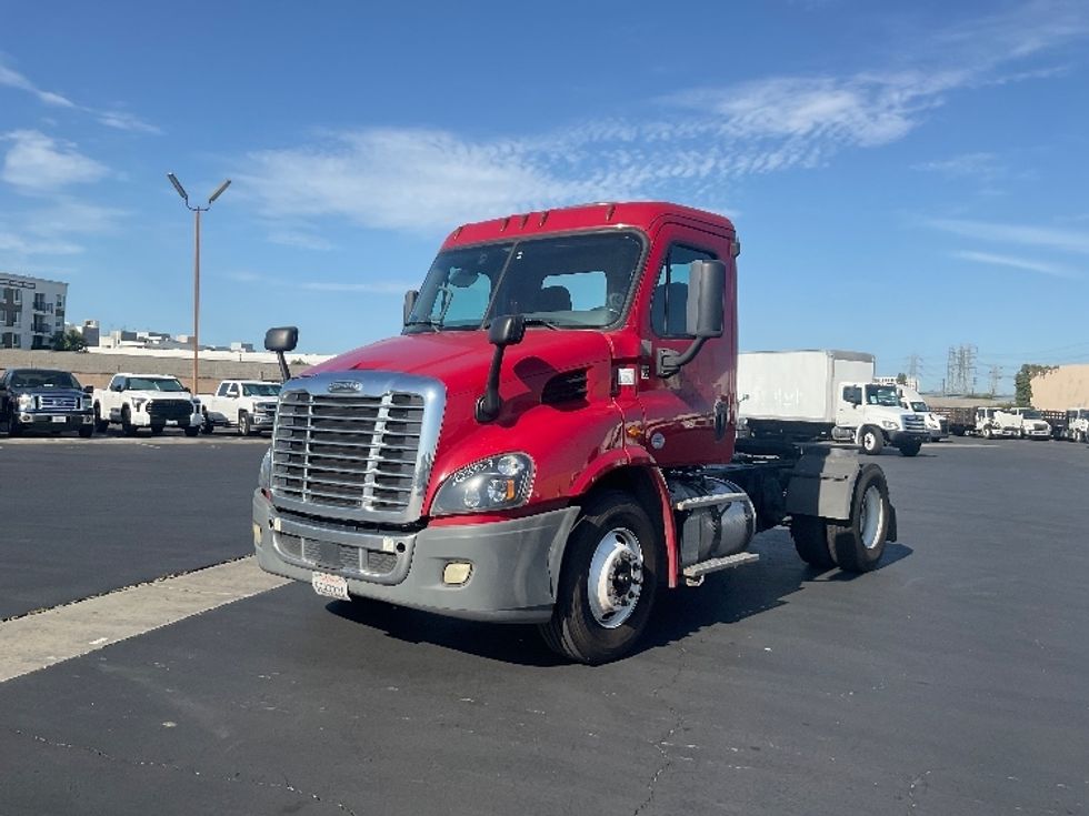 Day Cab Tractor-Heavy Duty Tractors-Freightliner-2019-Cascadia 11342ST-Torrance-CA-280,469\n\t\tmiles-$ 34,750 - Image 3