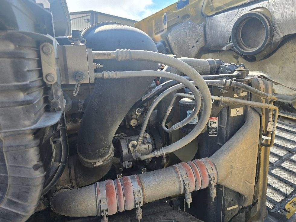 Day Cab Tractor-Heavy Duty Tractors-Freightliner-2019-Cascadia 11364ST-Atlanta (Conyers)-GA-268,452\n\t\tmiles-$ 41,500 - Image 15