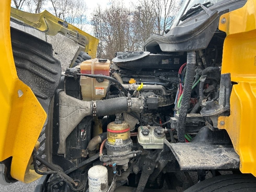 Day Cab Tractor-Heavy Duty Tractors-Freightliner-2019-Cascadia 11364ST-Belcamp-MD-445,385\n\t\tmiles-$ 31,250 - Image 15