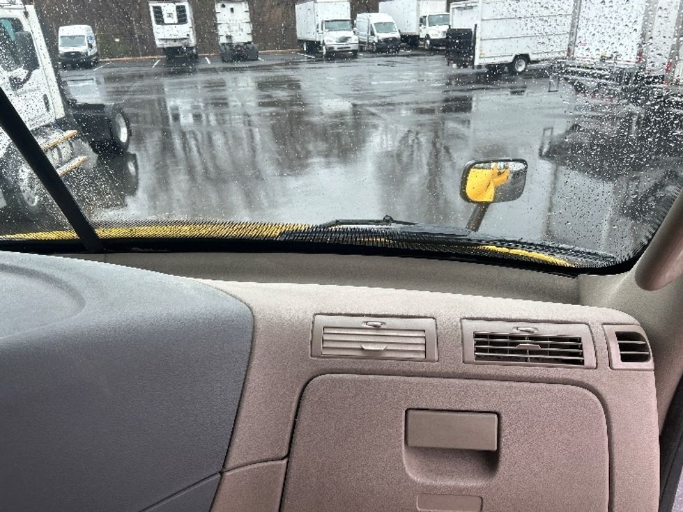 Day Cab Tractor-Heavy Duty Tractors-Freightliner-2019-Cascadia 11364ST-Belcamp-MD-455,336\n\t\tmiles-$ 30,750 - Image 13