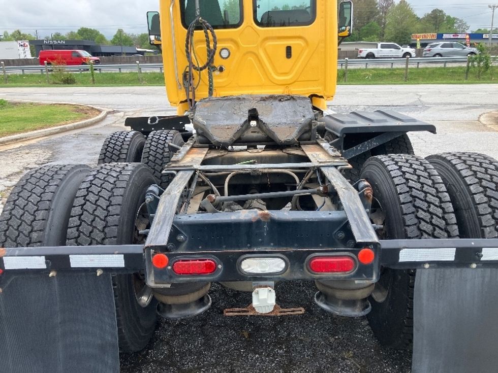 Day Cab Tractor-Heavy Duty Tractors-Freightliner-2019-Cascadia 11364ST-Conyers-GA-401,378\n\t\tmiles-$ 36,500 - Image 6