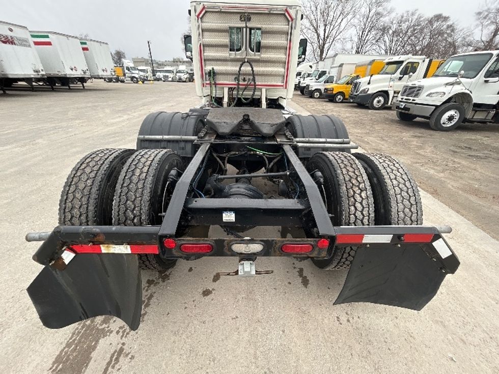 Day Cab Tractor-Heavy Duty Tractors-Freightliner-2019-Cascadia 11364ST-Des Moines-IA-521,046\n\t\tmiles-$ 29,500 - Image 6