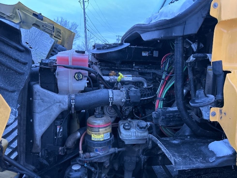 Day Cab Tractor-Heavy Duty Tractors-Freightliner-2019-Cascadia 11364ST-Fitchburg-MA-454,216\n\t\tmiles-$ 33,250 - Image 16