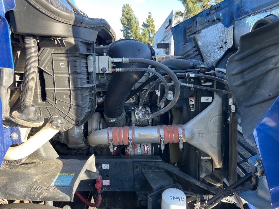 Day Cab Tractor-Heavy Duty Tractors-Freightliner-2019-Cascadia 11364ST-Fontana-CA-162,312\n\t\tmiles-$ 45,750 - Image 15