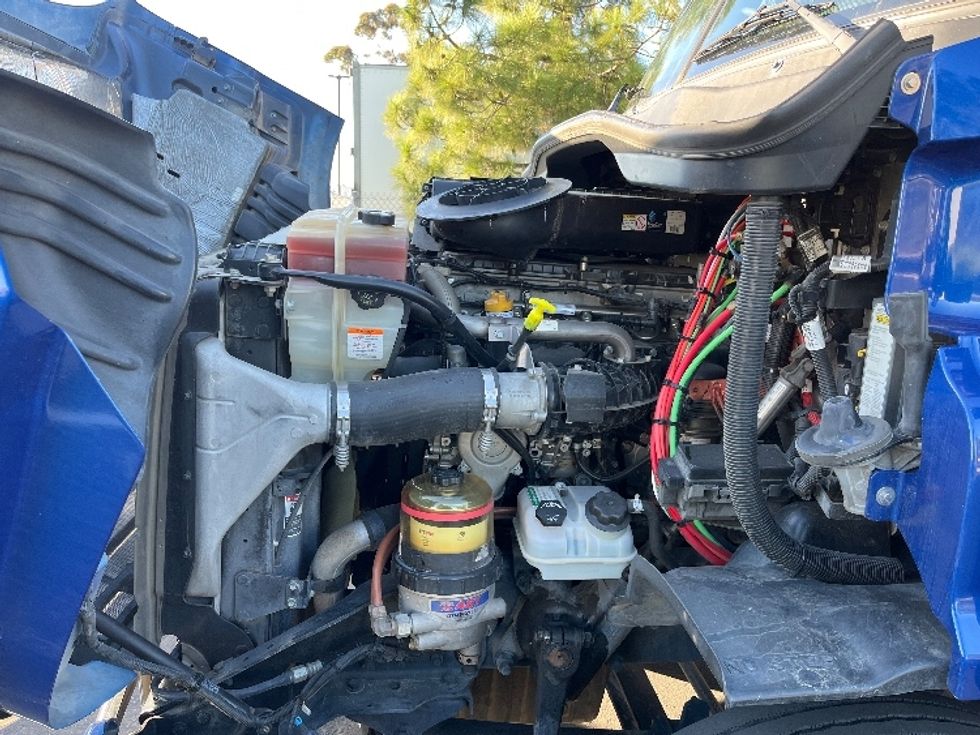 Day Cab Tractor-Heavy Duty Tractors-Freightliner-2019-Cascadia 11364ST-Fontana-CA-162,312\n\t\tmiles-$ 45,750 - Image 16