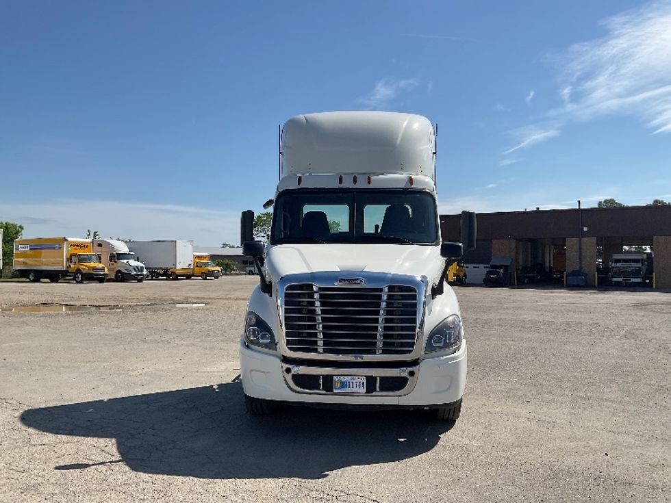 Day Cab Tractor-Heavy Duty Tractors-Freightliner-2019-Cascadia 11364ST-Fort Smith-AR-160,906\n\t\tmiles-$ 45,750 - Image 2