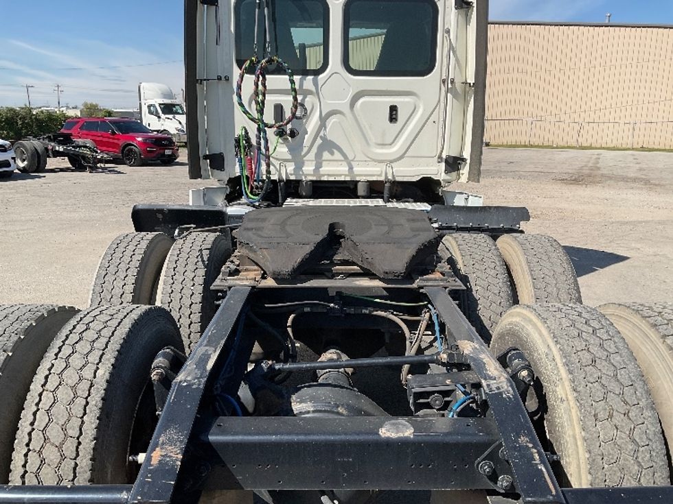 Day Cab Tractor-Heavy Duty Tractors-Freightliner-2019-Cascadia 11364ST-Fort Smith-AR-160,906\n\t\tmiles-$ 45,750 - Image 6