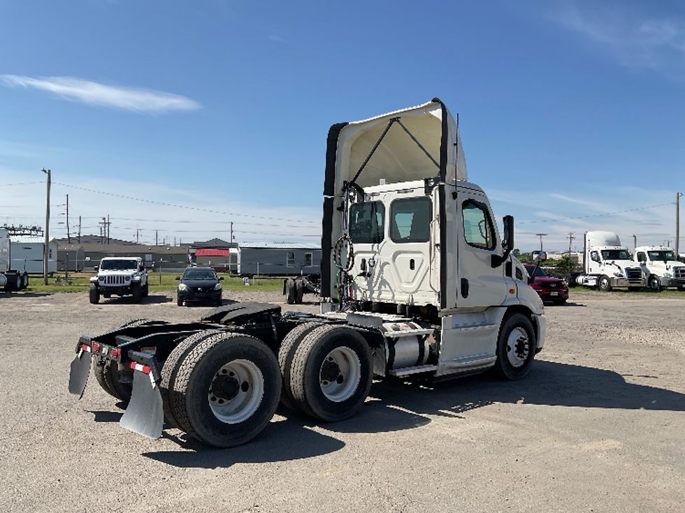 Day Cab Tractor-Heavy Duty Tractors-Freightliner-2019-Cascadia 11364ST-Fort Smith-AR-160,906\n\t\tmiles-$ 45,750 - Image 7