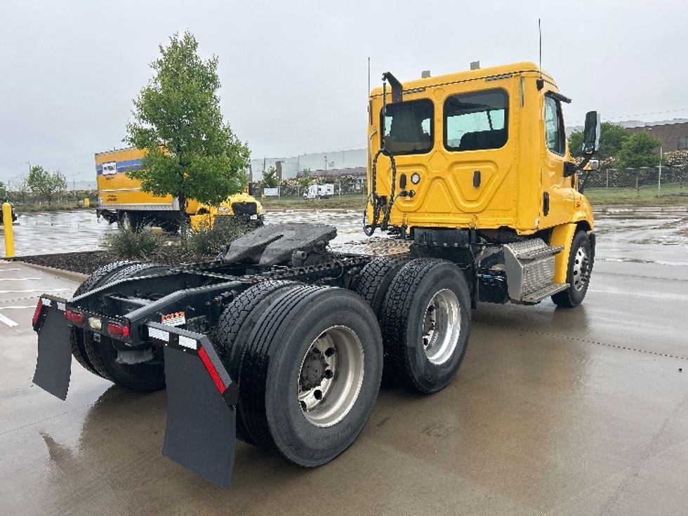 Day Cab Tractor-Heavy Duty Tractors-Freightliner-2019-Cascadia 11364ST-Fort Worth-TX-464,935\n\t\tmiles-$ 34,500 - Image 7