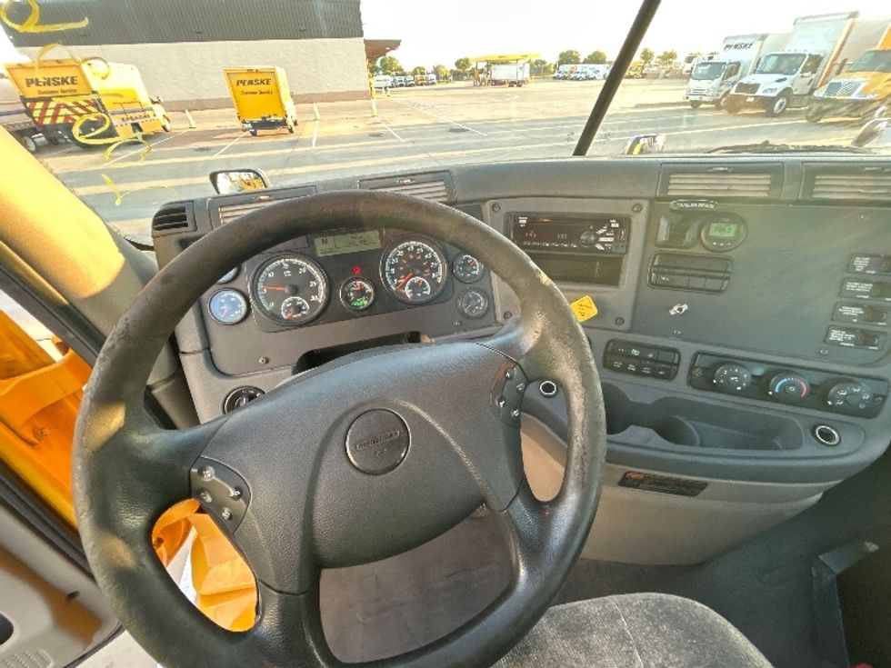 Day Cab Tractor-Heavy Duty Tractors-Freightliner-2019-Cascadia 11364ST-Fort Worth-TX-469,586\n\t\tmiles-$ 34,250 - Image 11