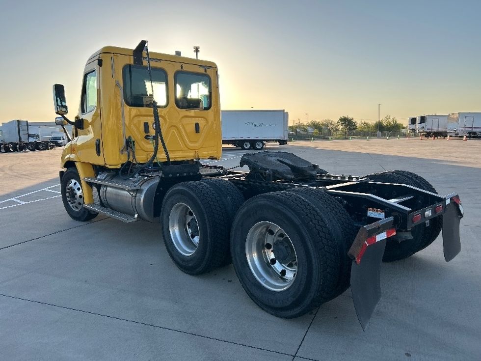 Day Cab Tractor-Heavy Duty Tractors-Freightliner-2019-Cascadia 11364ST-Fort Worth-TX-469,586\n\t\tmiles-$ 34,250 - Image 5