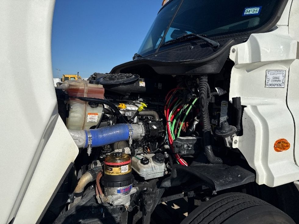 Day Cab Tractor-Heavy Duty Tractors-Freightliner-2019-Cascadia 11364ST-Grand Prairie-TX-48,019\n\t\tmiles-$ 54,500 - Image 16