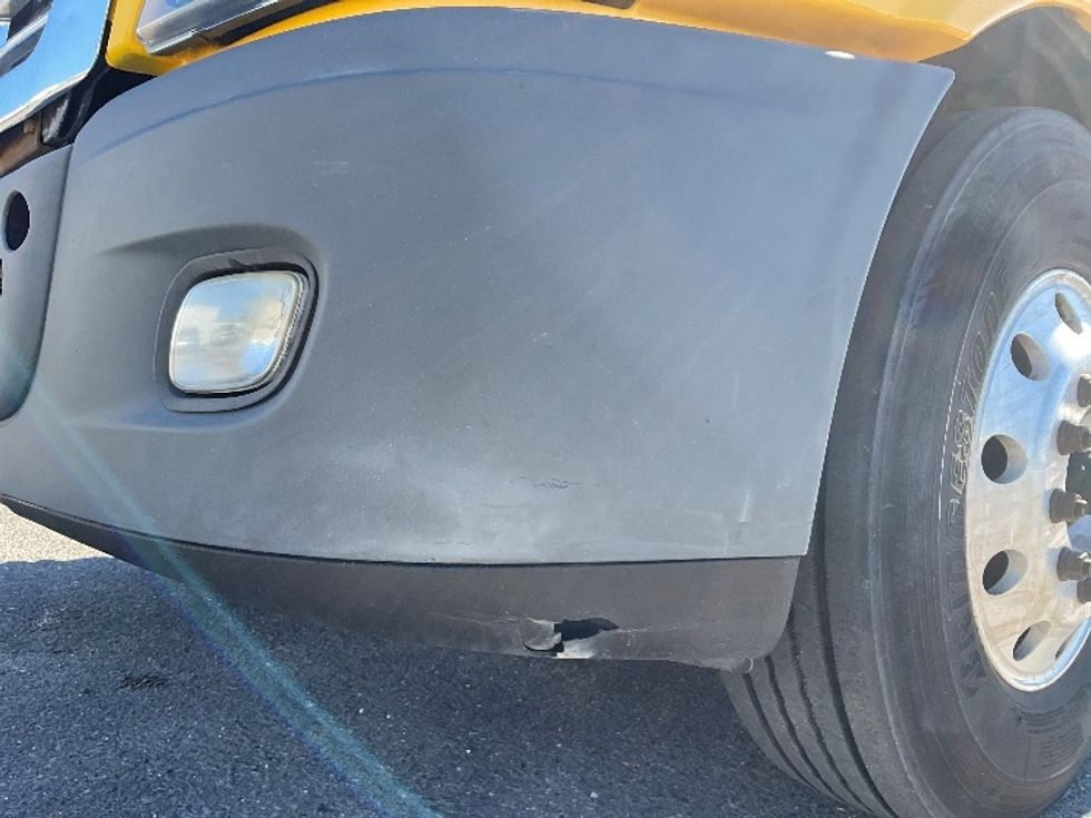 Day Cab Tractor-Heavy Duty Tractors-Freightliner-2019-Cascadia 11364ST-Hammond-LA-358,802\n\t\tmiles-$ 49,000 - Image 18