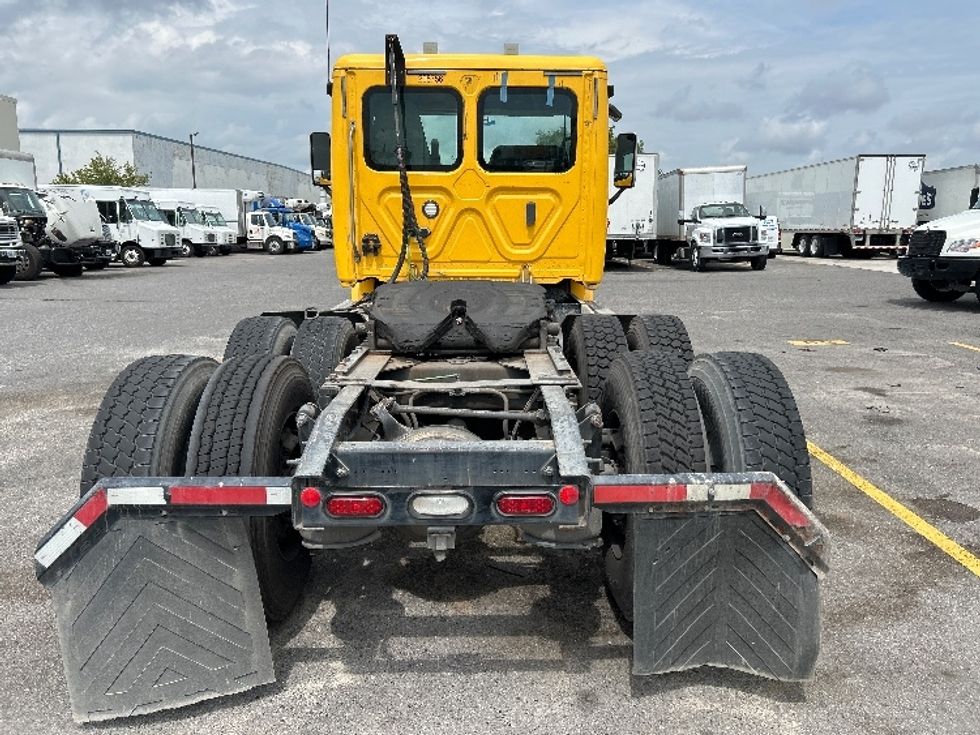 Day Cab Tractor-Heavy Duty Tractors-Freightliner-2019-Cascadia 11364ST-Hammond-LA-400,793\n\t\tmiles-$ 37,500 - Image 6