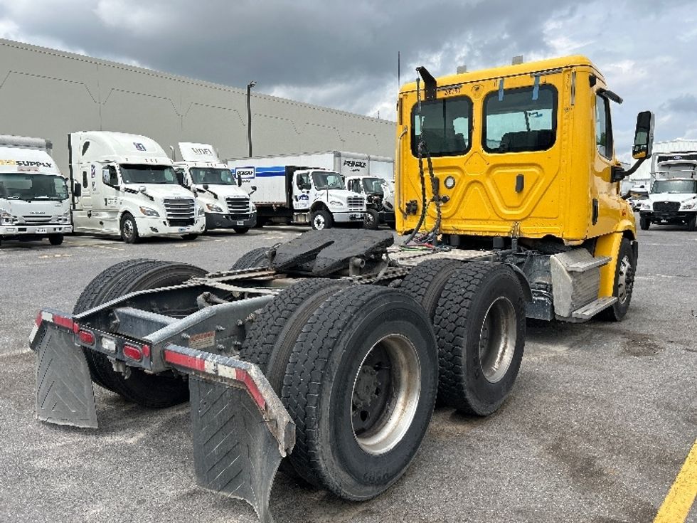 Day Cab Tractor-Heavy Duty Tractors-Freightliner-2019-Cascadia 11364ST-Hammond-LA-400,793\n\t\tmiles-$ 37,500 - Image 7