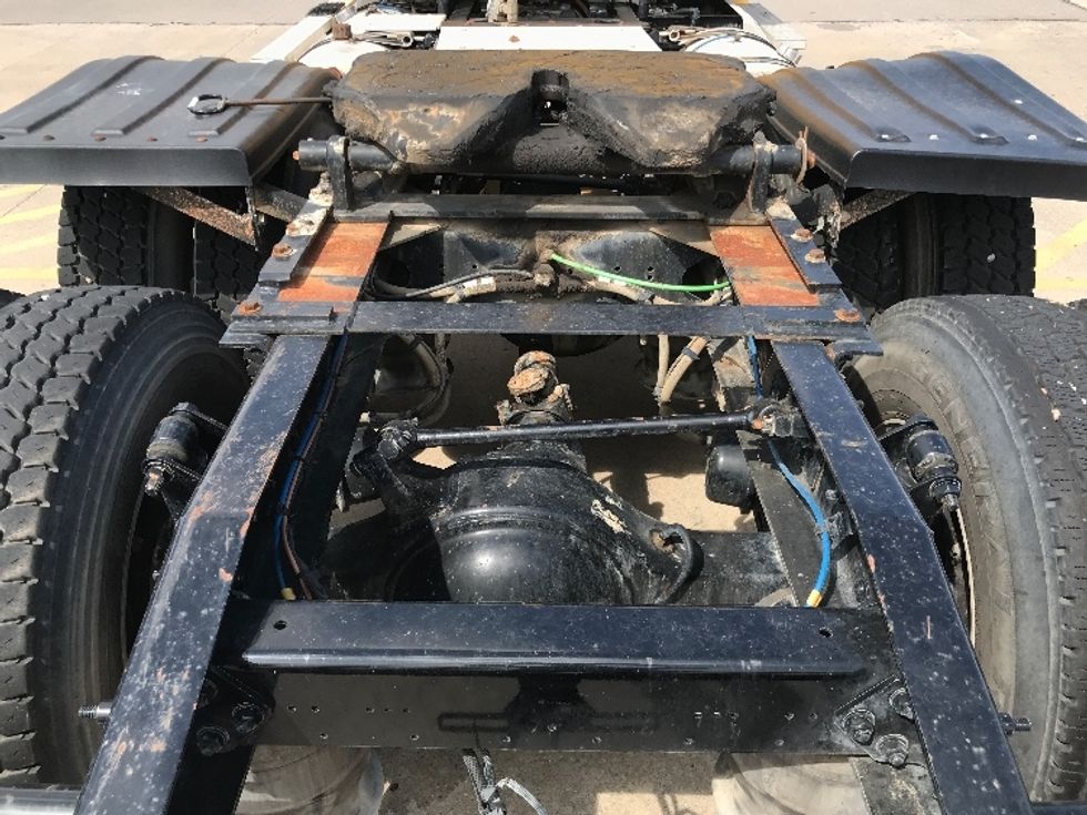 Day Cab Tractor-Heavy Duty Tractors-Freightliner-2019-Cascadia 11364ST-Houston-TX-317,222\n\t\tmiles-$ 42,250 - Image 6