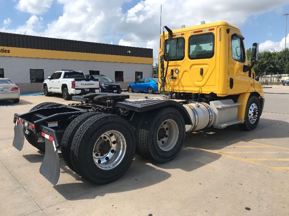 Day Cab Tractor-Heavy Duty Tractors-Freightliner-2019-Cascadia 11364ST-Houston-TX-317,222\n\t\tmiles-$ 42,250 - Image 7