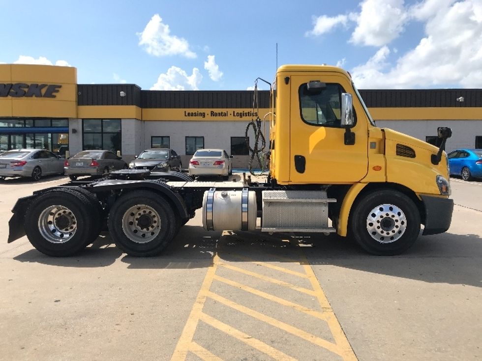 Day Cab Tractor-Heavy Duty Tractors-Freightliner-2019-Cascadia 11364ST-Houston-TX-317,222\n\t\tmiles-$ 42,250 - Image 8