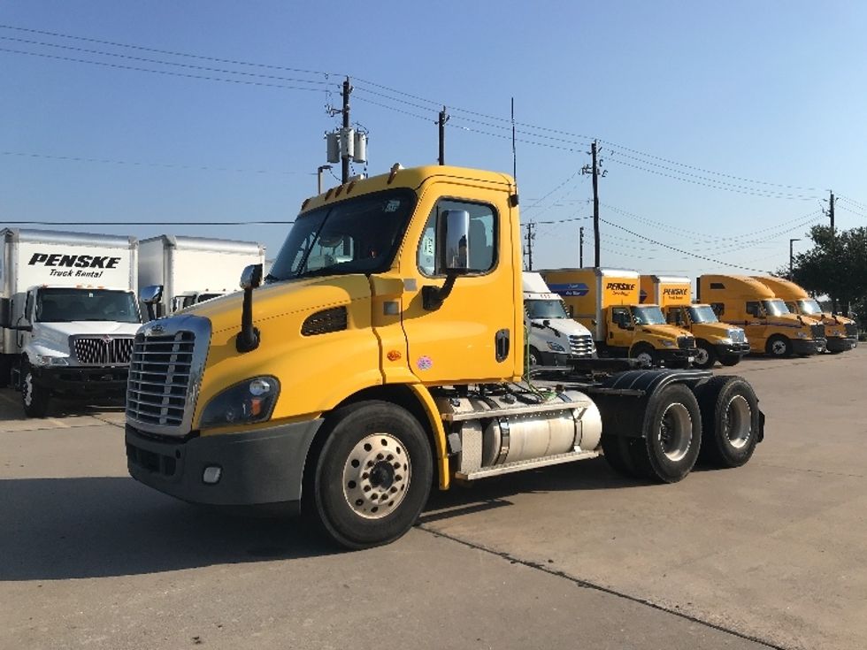 Day Cab Tractor-Heavy Duty Tractors-Freightliner-2019-Cascadia 11364ST-Houston-TX-338,024\n\t\tmiles-$ 38,000 - Image 3