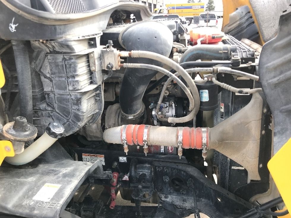 Day Cab Tractor-Heavy Duty Tractors-Freightliner-2019-Cascadia 11364ST-Houston-TX-341,898\n\t\tmiles-$ 37,750 - Image 15