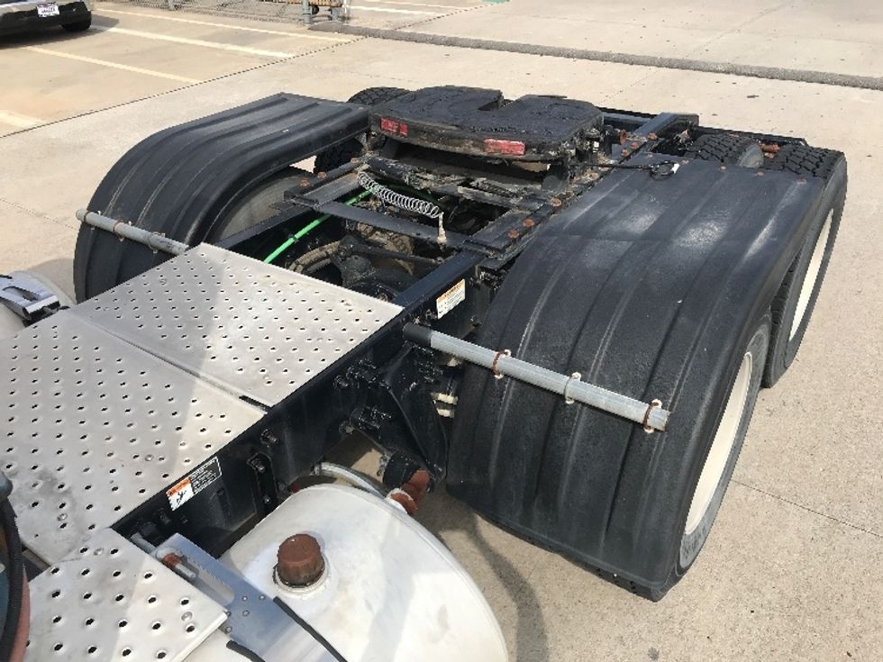 Day Cab Tractor-Heavy Duty Tractors-Freightliner-2019-Cascadia 11364ST-Houston-TX-341,898\n\t\tmiles-$ 37,750 - Image 17