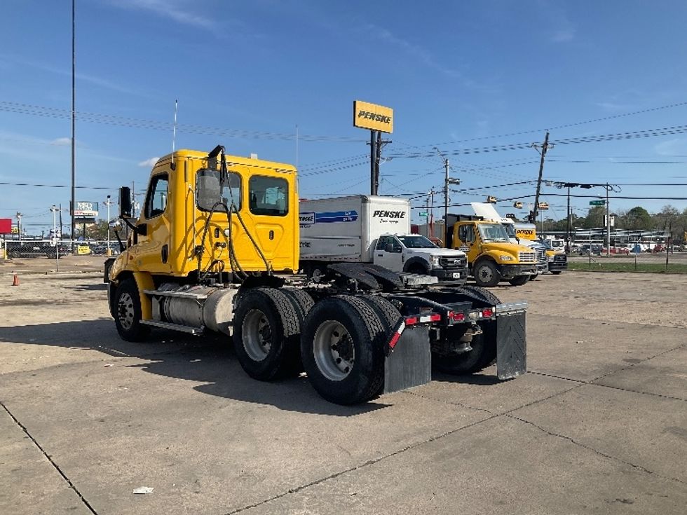 Day Cab Tractor-Heavy Duty Tractors-Freightliner-2019-Cascadia 11364ST-Houston-TX-365,806\n\t\tmiles-$ 48,500 - Image 5