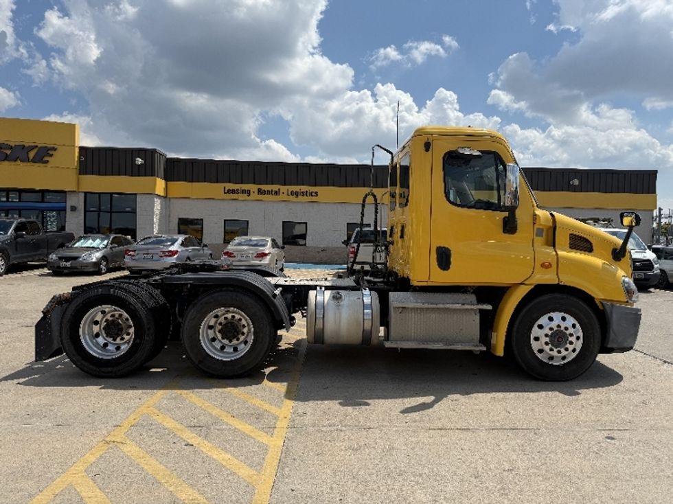 Day Cab Tractor-Heavy Duty Tractors-Freightliner-2019-Cascadia 11364ST-Houston-TX-432,716\n\t\tmiles-$ 35,750 - Image 16