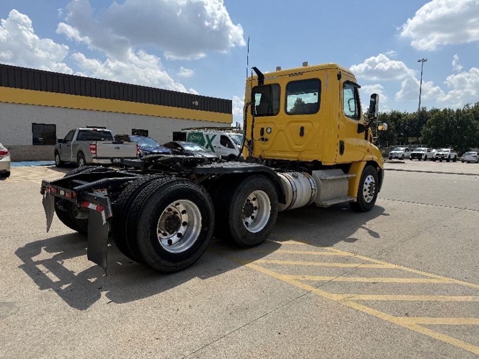 Day Cab Tractor-Heavy Duty Tractors-Freightliner-2019-Cascadia 11364ST-Houston-TX-432,716\n\t\tmiles-$ 35,750 - Image 6