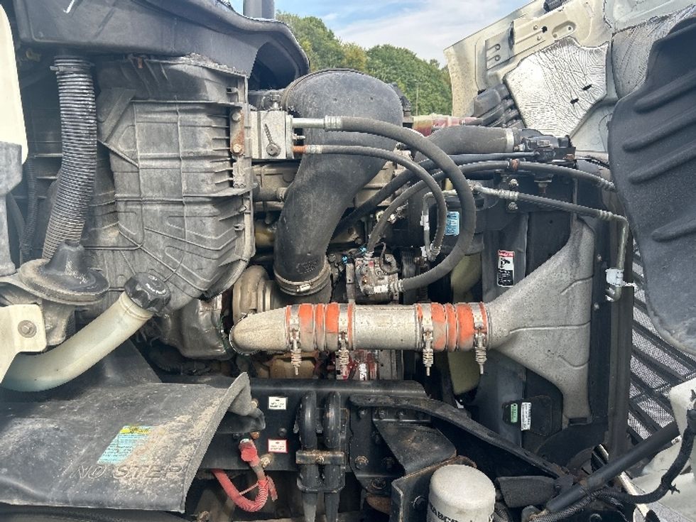 Day Cab Tractor-Heavy Duty Tractors-Freightliner-2019-Cascadia 11364ST-Indianapolis-IN-291,568\n\t\tmiles-$ 42,500 - Image 15