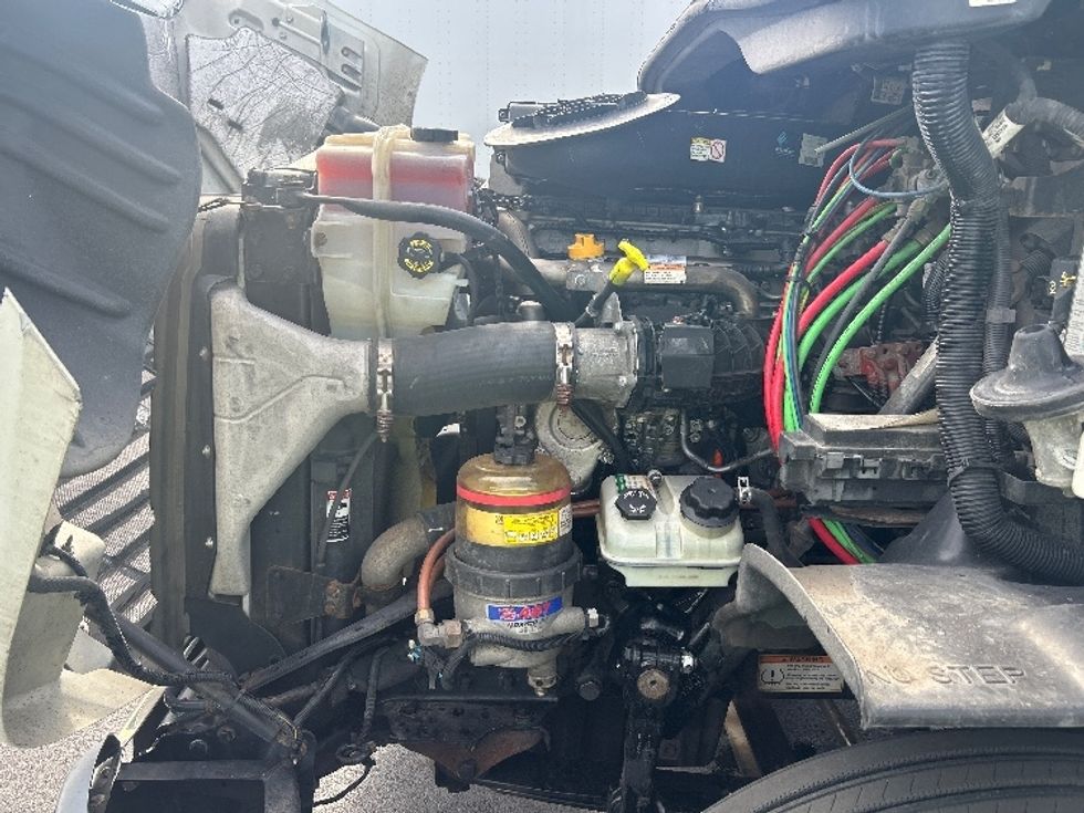 Day Cab Tractor-Heavy Duty Tractors-Freightliner-2019-Cascadia 11364ST-Indianapolis-IN-291,568\n\t\tmiles-$ 42,500 - Image 16