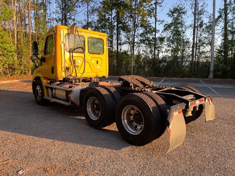 Day Cab Tractor-Heavy Duty Tractors-Freightliner-2019-Cascadia 11364ST-Jacksonville-FL-619,534\n\t\tmiles-$ 24,250 - Image 5