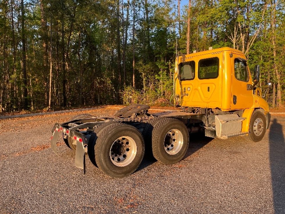 Day Cab Tractor-Heavy Duty Tractors-Freightliner-2019-Cascadia 11364ST-Jacksonville-FL-619,534\n\t\tmiles-$ 24,250 - Image 7