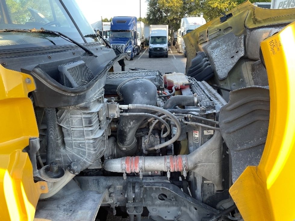 Day Cab Tractor-Heavy Duty Tractors-Freightliner-2019-Cascadia 11364ST-Jacksonville-FL-694,335\n\t\tmiles-$ 24,250 - Image 15