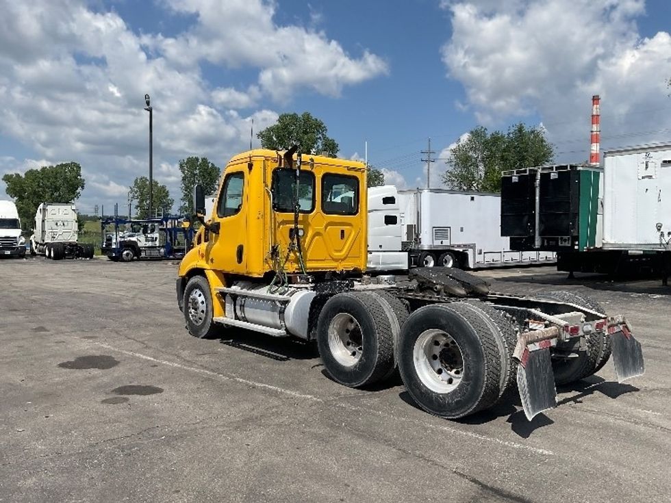 Day Cab Tractor-Heavy Duty Tractors-Freightliner-2019-Cascadia 11364ST-Kansas City-MO-209,526\n\t\tmiles-$ 47,750 - Image 5