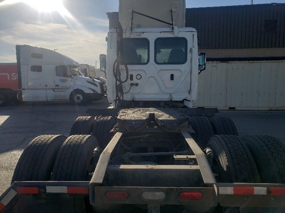 Day Cab Tractor-Heavy Duty Tractors-Freightliner-2019-Cascadia 11364ST-Kansas City-MO-422,744\n\t\tmiles-$ 44,000 - Image 6