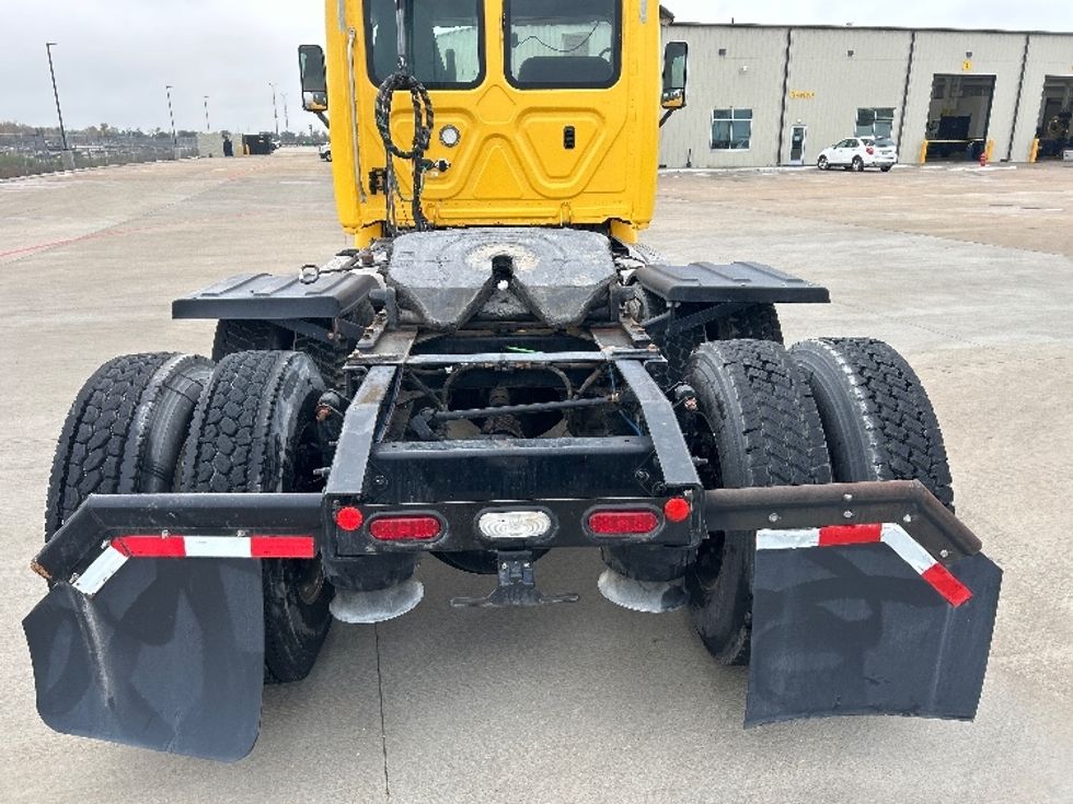 Day Cab Tractor-Heavy Duty Tractors-Freightliner-2019-Cascadia 11364ST-Katy-TX-383,617\n\t\tmiles-$ 35,500 - Image 6