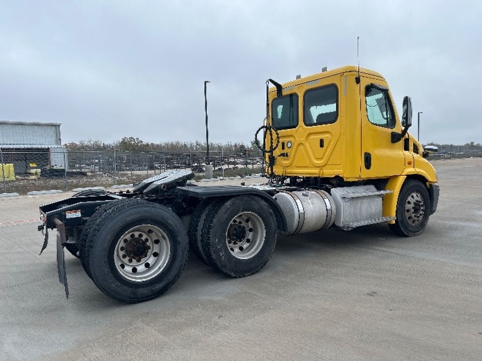 Day Cab Tractor-Heavy Duty Tractors-Freightliner-2019-Cascadia 11364ST-Katy-TX-383,617\n\t\tmiles-$ 35,500 - Image 7