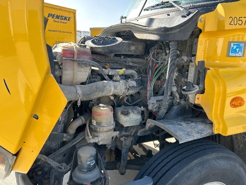 Day Cab Tractor-Heavy Duty Tractors-Freightliner-2019-Cascadia 11364ST-Katy-TX-400,164\n\t\tmiles-$ 37,500 - Image 16