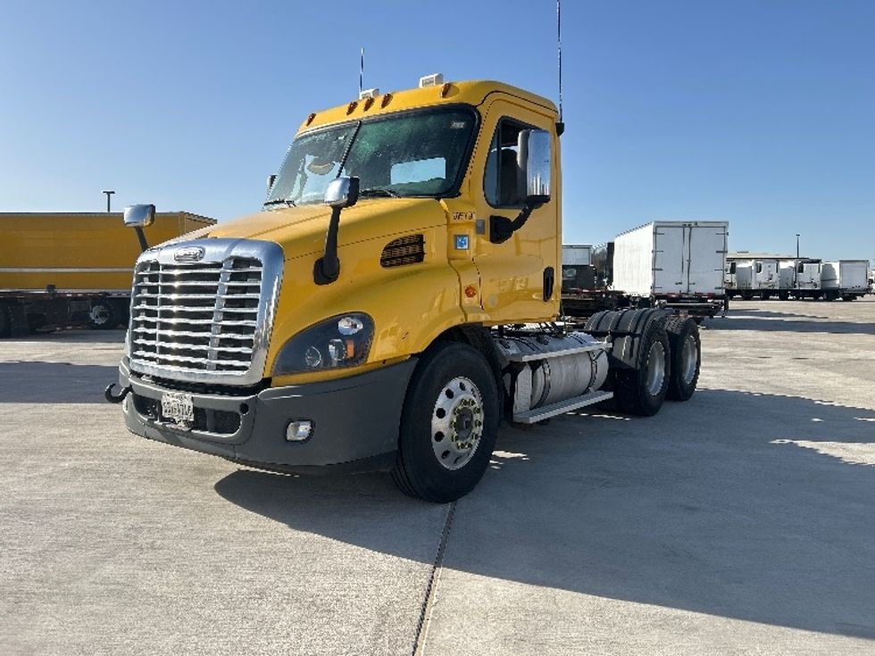 Day Cab Tractor-Heavy Duty Tractors-Freightliner-2019-Cascadia 11364ST-Katy-TX-400,164\n\t\tmiles-$ 37,500 - Image 3